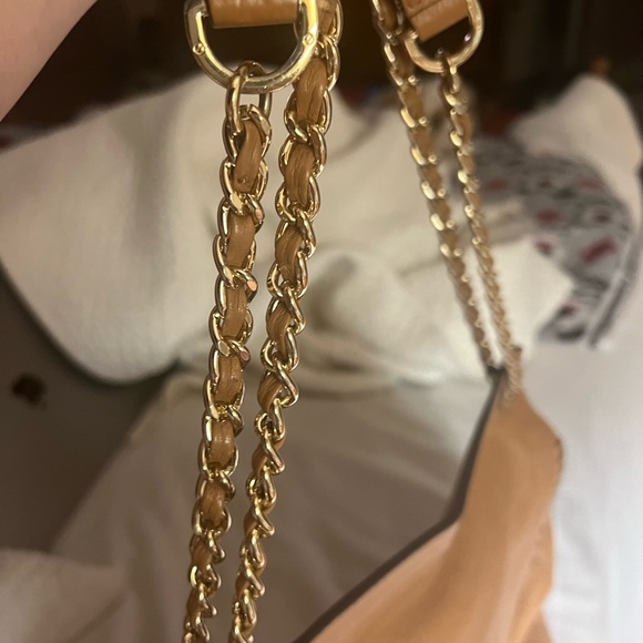 COPY - Tory Burch Marion Saddle Bag - Great Condition - Picture 6 of 7